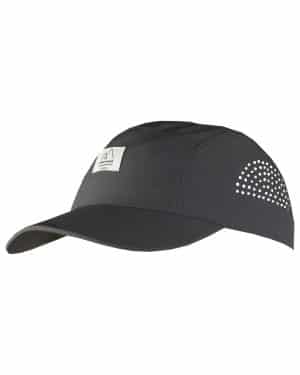 Schildkappe Caps in schwarz, mit UV-Schutz und besonders atmungsaktiv